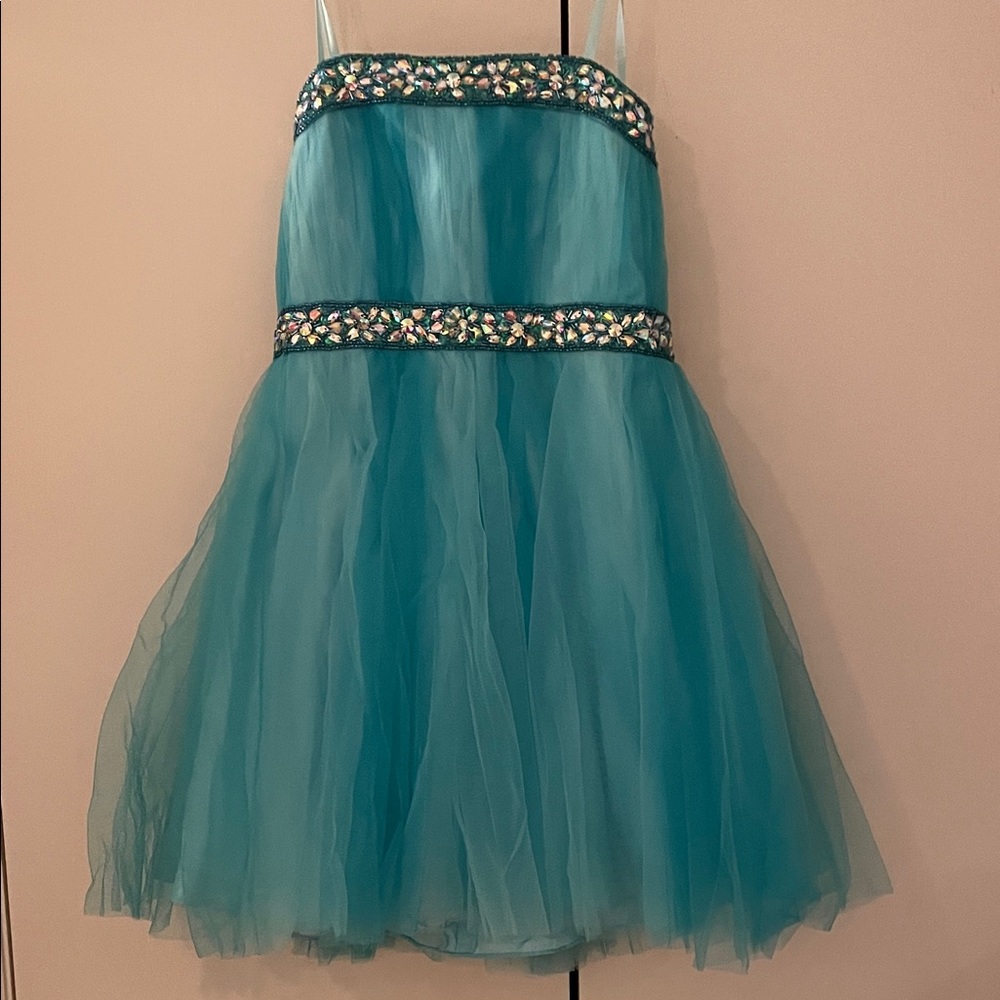 Elegant Strapless Blue Kids Dress with Floral Accents